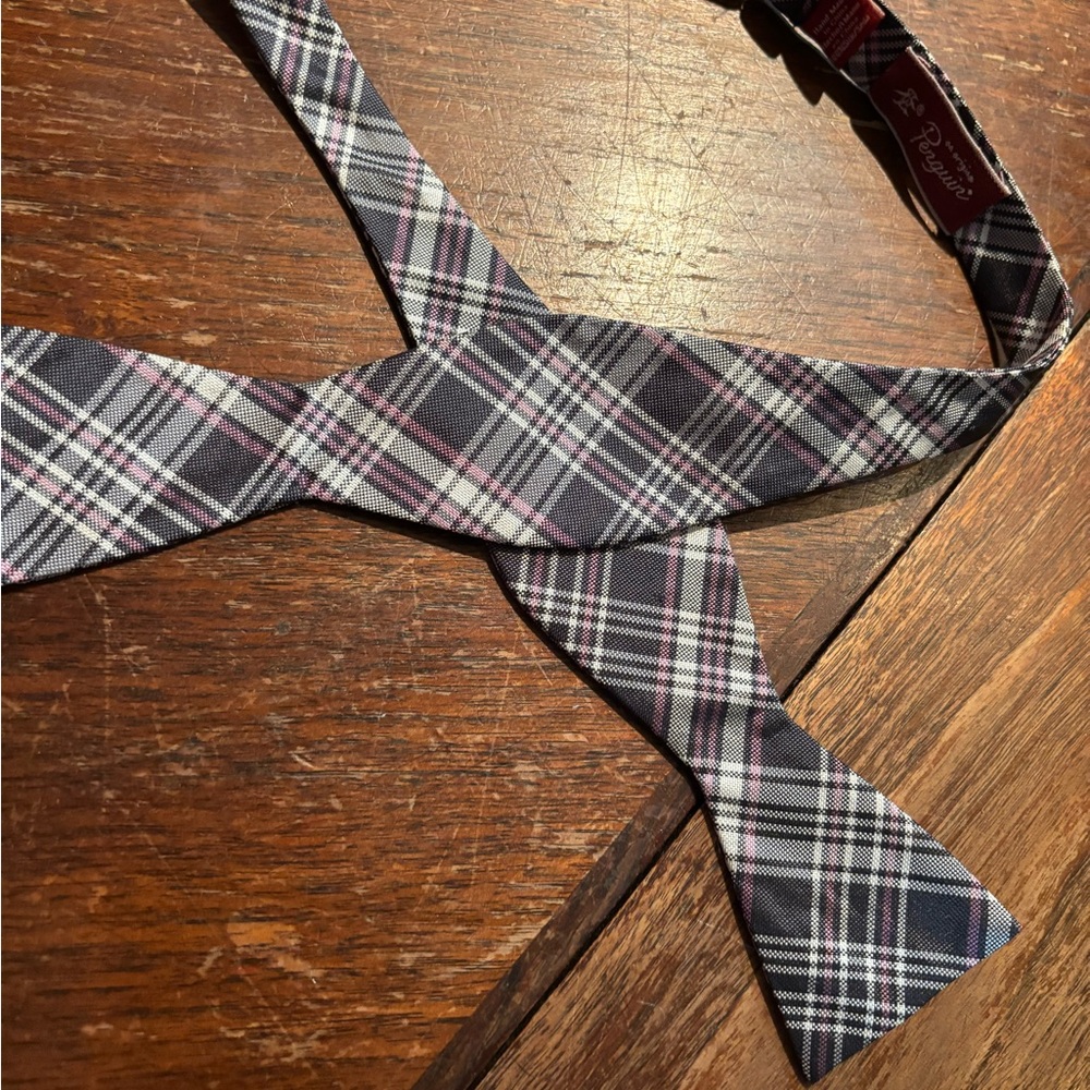 Penguin bow tie
